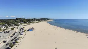 ❤ 5 Min Walk to Beach Fast Wi-Fi Arcade Games ❤ - Image 5
