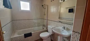 Appartement avec vue fantastique, à 400m de la mer, 2 chambres,  5 personnes - Image 4