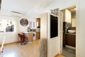 Sants Station Appartement. Netflix & Wifi Gratuit. Climatisation Familles idéales - Image 2