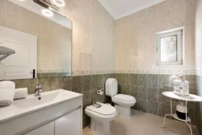Villa 'Oliveira' mit privatem Pool, privatem Garten und WLAN - Image 2