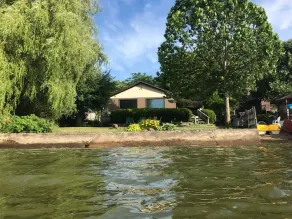 Waterfront Lake house (Sandy Pond, Lake Ontario) - Image 5