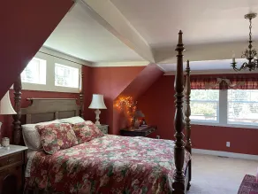 Country Cottage Apartment - Entire 2nd Floor (UPS District - N Tacoma) - Image 4