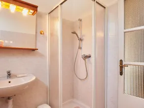 Herrliche Wohnung für 6 Leute mit TV und Terrasse - Image 4