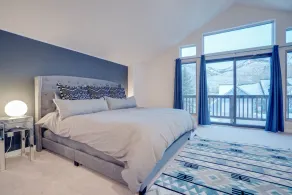 Ski • Soak • Golf -Comfortable Home Upscale Neighborhood Best Location - Image 3