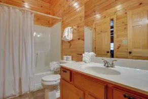 Pine Tree Lodge by Jackson Mountain Rentals - Image 5