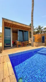 Selah Beach Cabins - Image 4