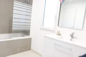 Maison, 5mn de Plage Lanséria, 4 à 10 Personnes - Image 3