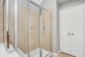 Modern | Luxe | 3BR/3.5Ba Spacious Home | Walkable - Image 5