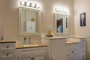 Private Vintage-Chic 1BR w/ Jacuzzi Tub Enterprise - Image 3