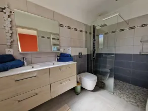 Villa with private pool in Provence - Image 2