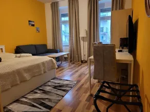 Leopoldauer Apartment with Air Conditioning - Image 4
