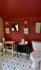 Modern Cottage in Downtown NPT-Walk to All - Image 3