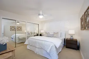 Oceanfront Luxury: Your Seaside Sanctuary in La Jolla - Image 4
