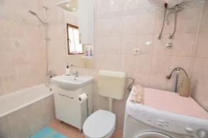 House Marlu - Image 4