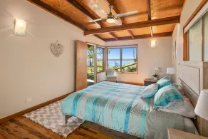 New kitchen, water views and pet friendly - Image 3
