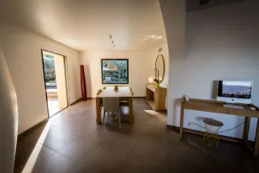 Novità: Villa 200 m2 con vista mare e piscina riscaldata, 4 camere da letto. - Image 2
