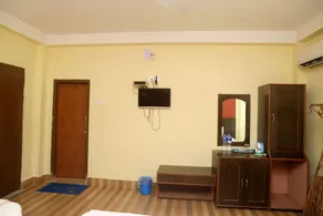 Chitwan Forest Resort with swimming pool , Chitwan National Park - Image 4