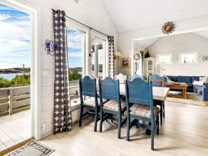 6 Person Holiday Home in Anneland - Image 5
