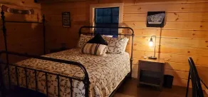 Secluded East TN Log Cabin - Image 4