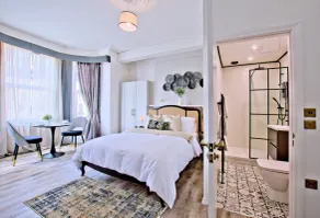 Sandy Bay Suites - Image 5