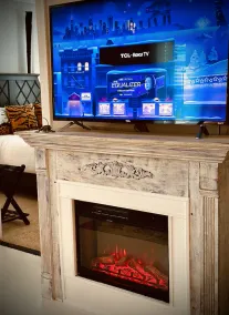 Walk to Journeyman & Downtown Three Oaks! 5 Star Hosts Fireplace, Yard, Sleeps 8 - Image 2