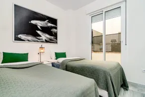 Lcr1- Lovely Ground Floor Apartment, Puerto Banus - Image 2