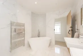Furlongs, A newly-converted property which is superbly located. - Image 5