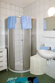 Angenehme Wohnung für 4 Gäste mit  W-LAN, TV, Balkon, Haustiere erlaubt und Panoramablick - Image 2