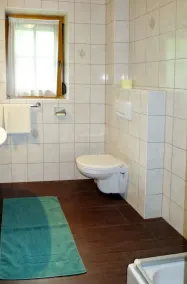 Bonito apartamento para 4 personas con WIFI, TV y balcón - Image 4