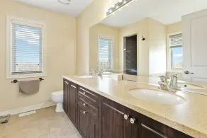 Northwinds Ridge Chalet - Luxury Blue Mountain Fall Escape w Hot Tub - Image 5