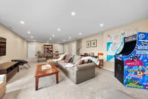 Amazing Lake Views, Beach Access, Hot Tub, Fire Pit, Screened Porch & Game Room - Image 2