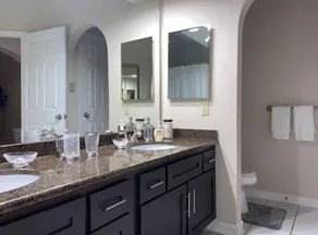 Houston-Gallo Townhome - Image 2