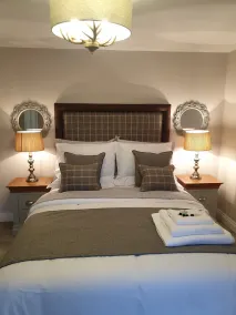 Homely luxury cottage 2 - Image 3