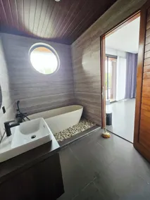 Hey-Sola Bali ,3BR Luxury Private Villa Near Canggu - Image 3