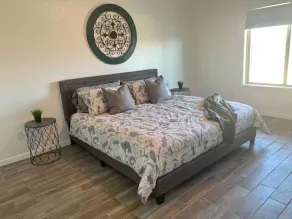 Luxury Living 6 - Image 5