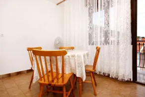 One bedroom apartment with balcony and sea view Marina, Trogir (A-10003-c) - Image 4
