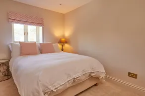 Cosy, historic, pet friendly cottage, Petworth - Image 4