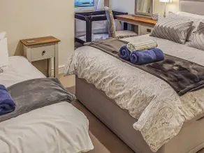 1 bedroom accommodation in Bewdley - Image 5