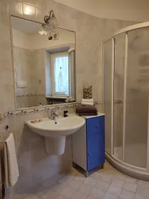 Apartament Malva 2  with balcony and amazing lake view - Image 4