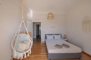 Onar Beachfront Residence, Loutraki - Image 5