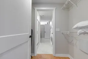 Luxe Decor & Private Balcony in Grandiose District - Image 2