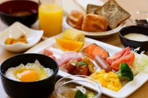 Shiroko Storia Hotel - Image 4
