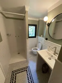 Mas du 19eme 4 double rooms and 6-bed dormitory - Image 4