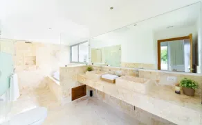 Luxury 5-room modern villa with movie theater at exclusive Punta Cana golf and beach resort - Image 3