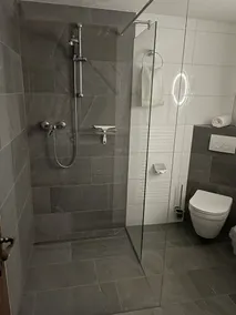 Ferienwohnung mit 3 Schlafzimmer 2021 neu renoviert und Wellness - Image 4