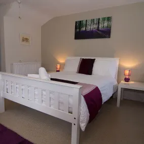 Detached, 6 bedroomed cottage in Matlock Bath, on the edge of the Peak District - Image 4