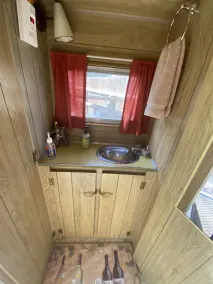 Cozy Vintage Trailer Wine Country Retreat - Image 3