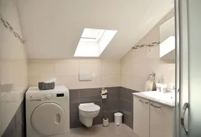 House Josin san - Image 5