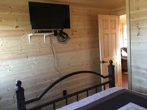 Crooked Creek Ranch Cabin 5 - Image 2