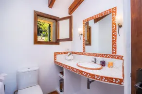 Casa rural 'Can Puput' con vistas panorámicas a la montaña, Wi-Fi y aire acondicionado - Image 4